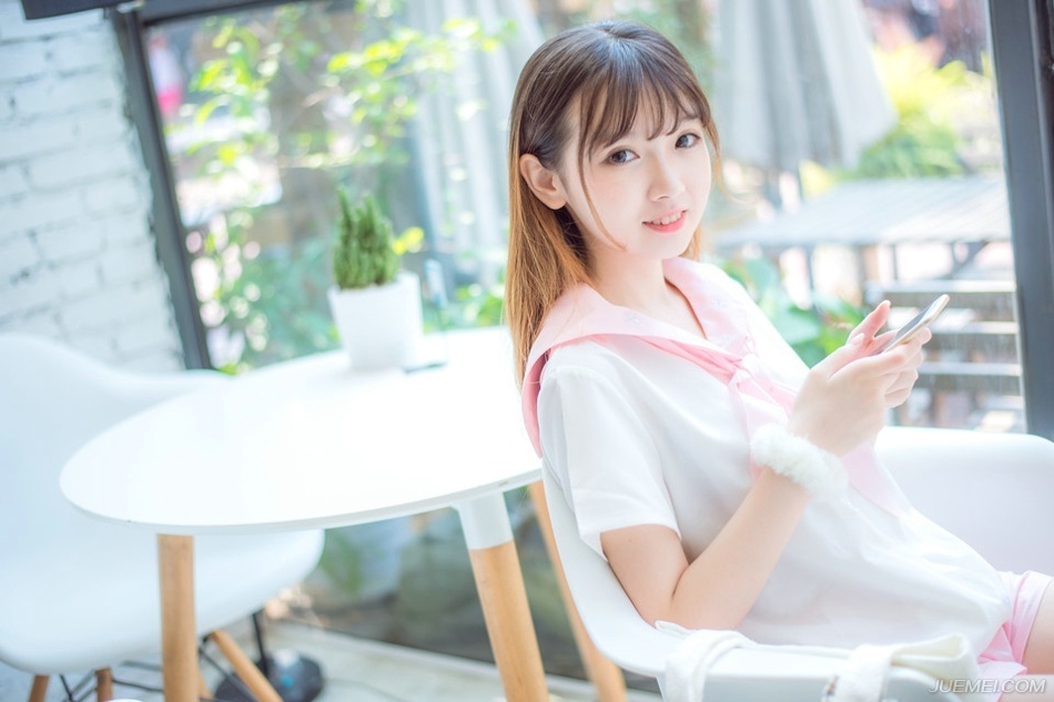 或早或晚，能够遇到你就好;或风或雨，能牵着你的手就好;或多或少，你能在乎我就好;或苦或乐，我们在一起就好。